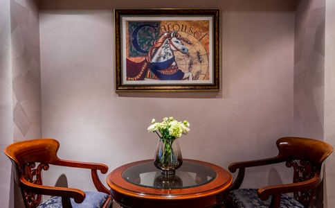 硅藻泥有水性硅藻泥和干粉硅藻泥之分